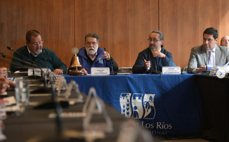 Gobernador de Los Ríos reconoce falta de diálogo en reducción de ECMPO Wadalafken