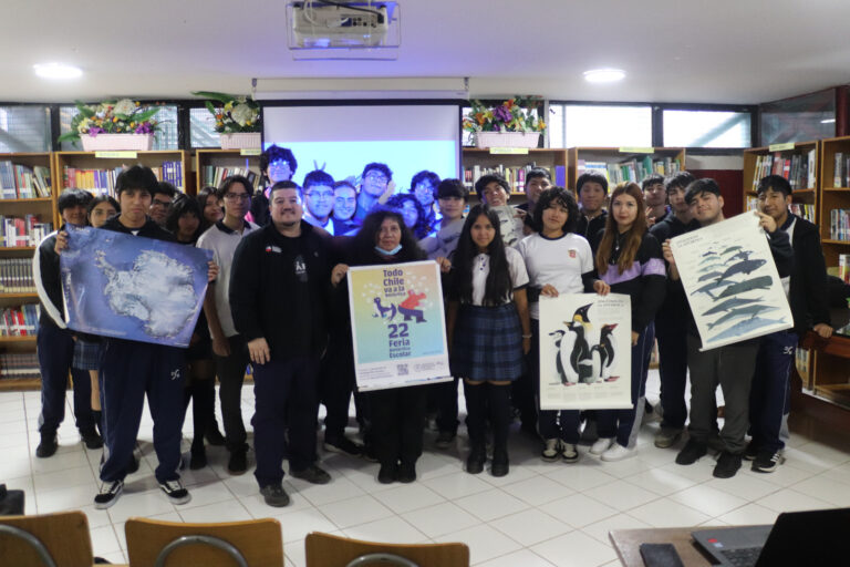 Desde el altiplano al sur de Chile, estudiantes de enseñanza media se conectan con la Antártica
